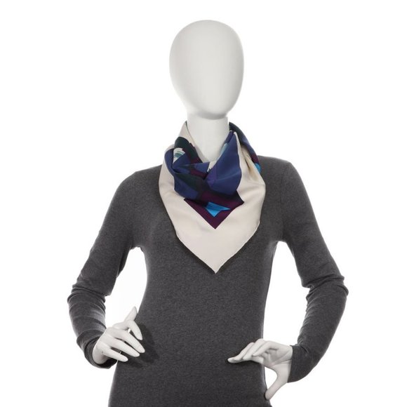 [SOLD] Hermès Perspective II 90 cm Scarf - Picture 3 of 5